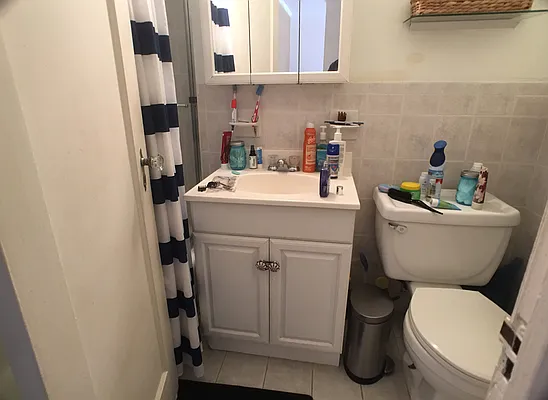 Rented by BuySell Real Estate Inc | media 35