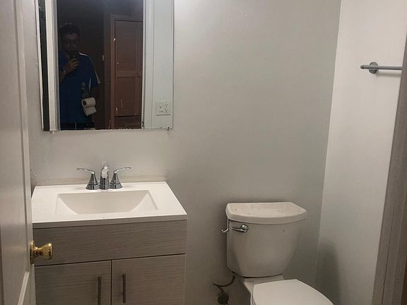 2nd image of 3438 W Bryn Mawr Ave #1