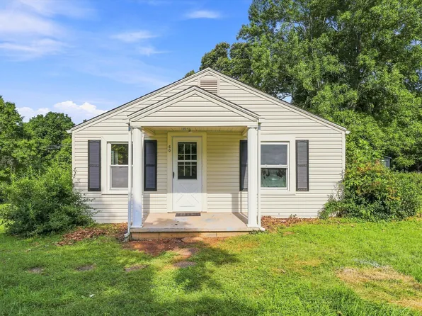 60 Chigger Ridge Ln, Rocky Mount, VA 24151