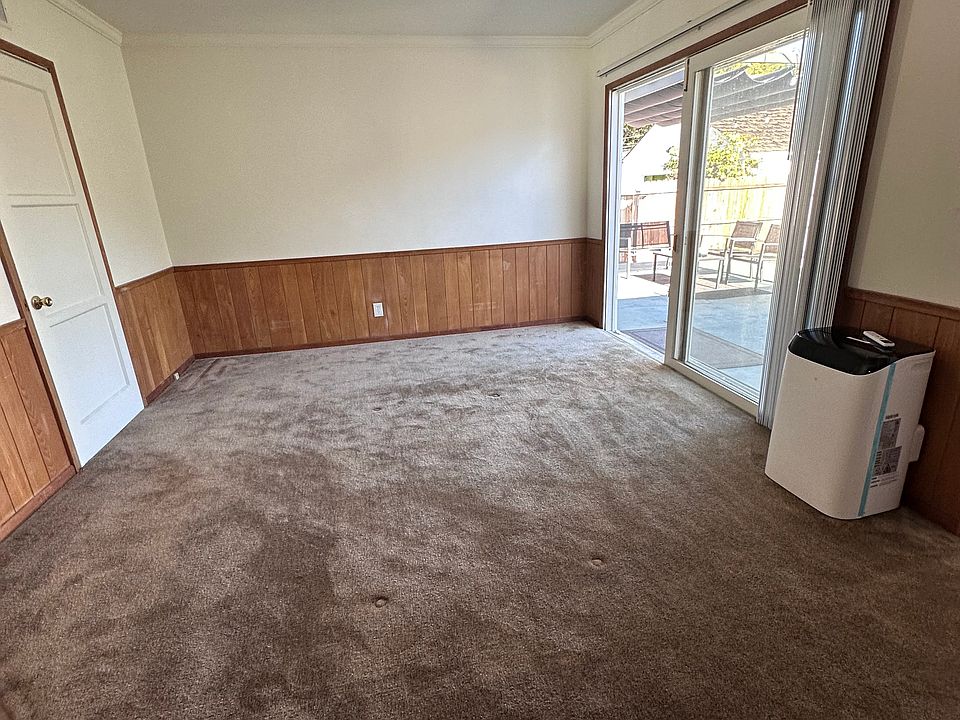 1st image of 1130 E Marshall Pl