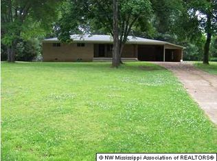 7018 Stanley Dr, Olive Branch, MS 38654