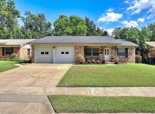 2405 N Lockhart St, Sherman, TX 75092