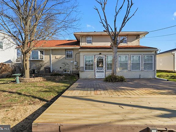 3rd image of 2636 Heritage Farm Dr
