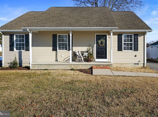 207 E Sewell St, Felton, DE 19943