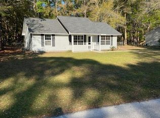 13 Robin Way, Beaufort, SC 29907