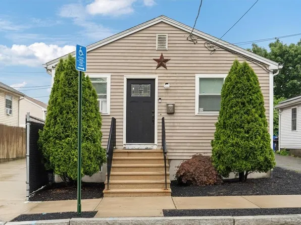 9 Halton St, Providence, RI 02907