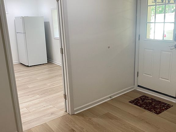 Entry way into kitchen.