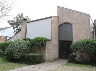 15763 Foxgate Rd, Houston, TX 77079