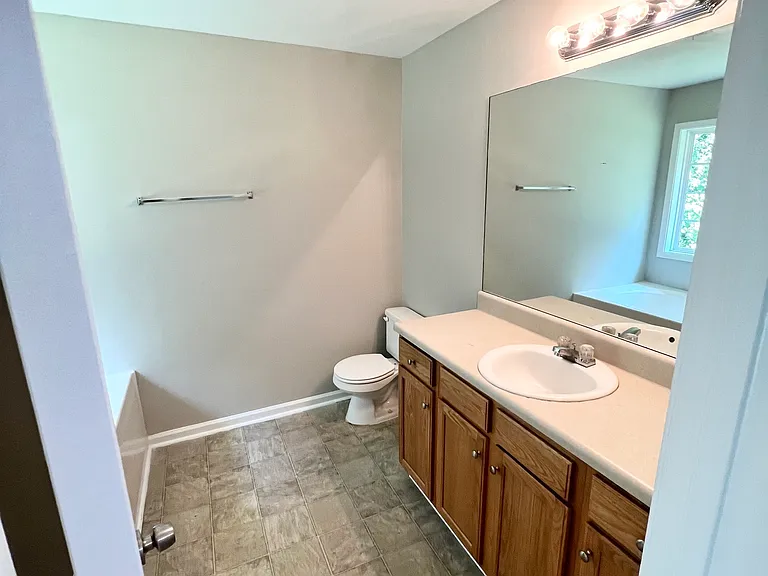 309 Christian Ln — Photo 20