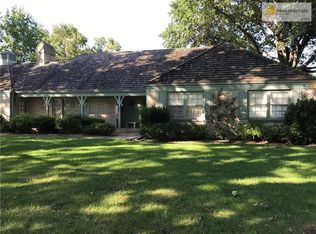 11712 E Markham Rd, Independence, MO 64052