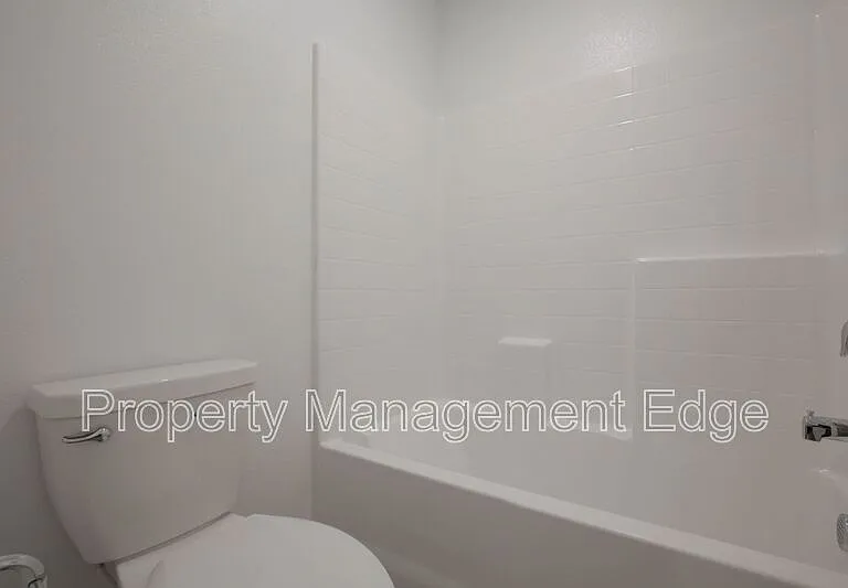 30289 Adrift Ln — Photo 13