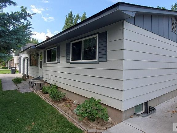 3rd image of 3050 S Ross Ave