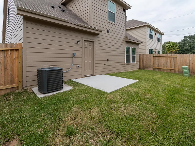 18502 Boomi Ravine Trl — Photo 5