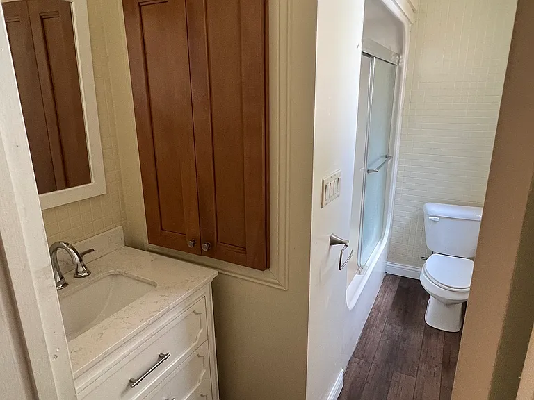 950 Burton Ave #2 — Photo 13