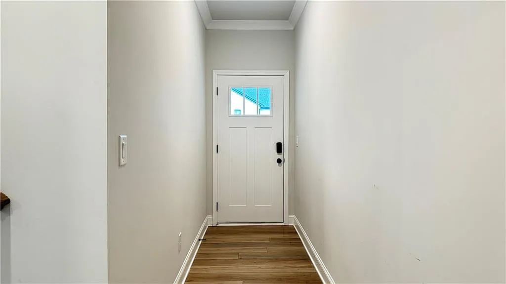 3 bed, 2.5 bath, 1864 sqft, $1,995 — Photo 4