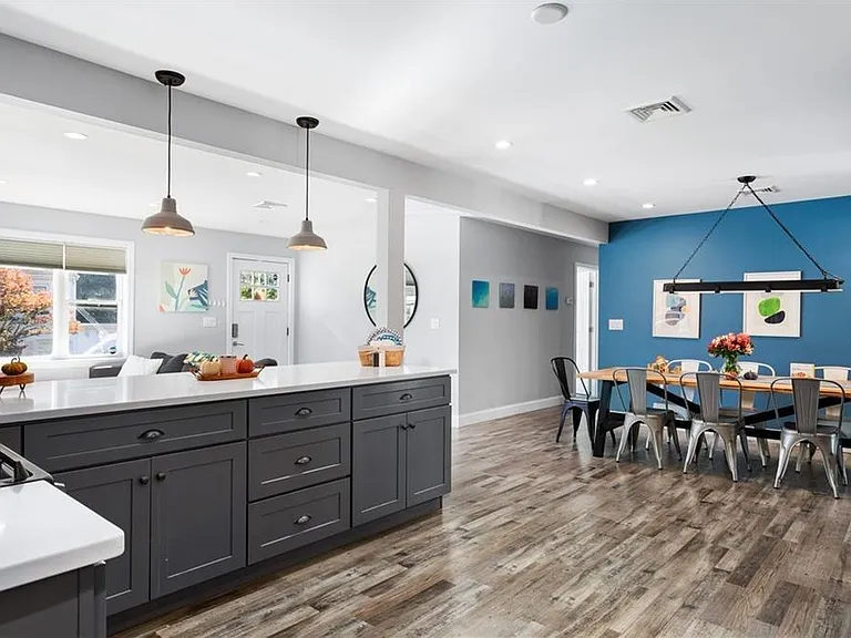 4 James St #1 — Photo 18