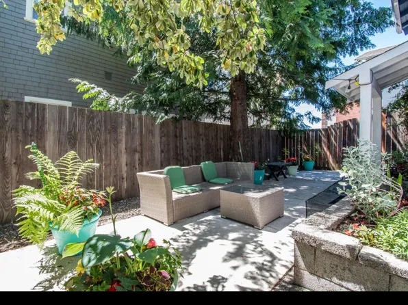 103 Valley St #B, Seattle, WA 98109