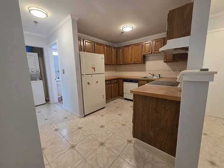 38 Carter St #312 — Photo 3