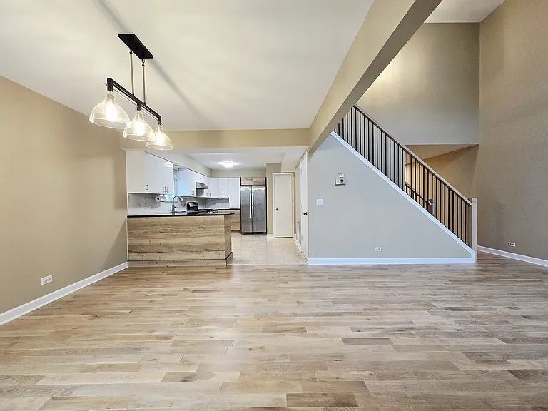 126 Hampton Ave — Photo 10