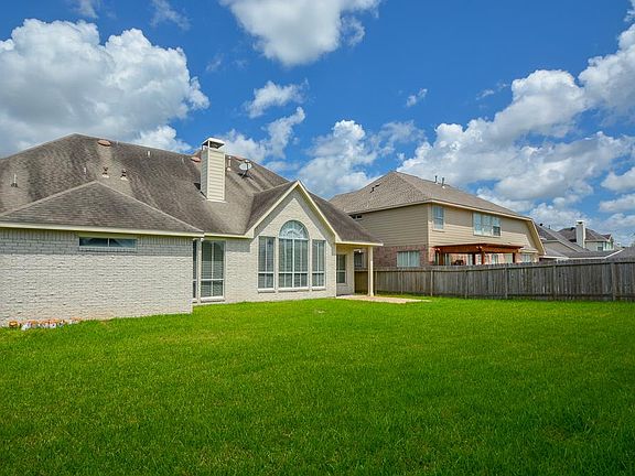 3rd image of 5535 Dawnington Pl