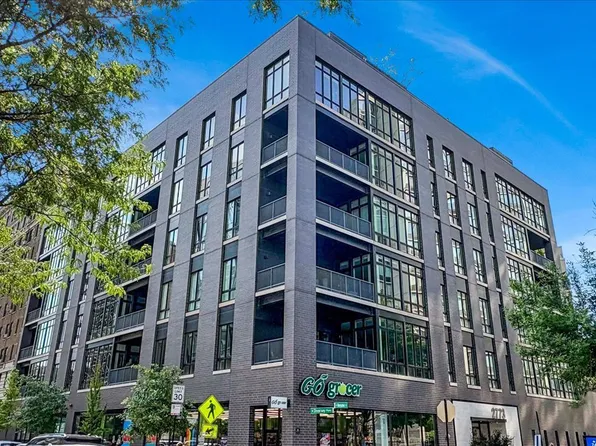 2773 N Hampden Ct #302, Chicago, IL 60614