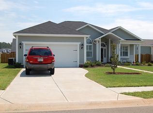 109 Saint Augustine Dr, Bonaire, GA 31005