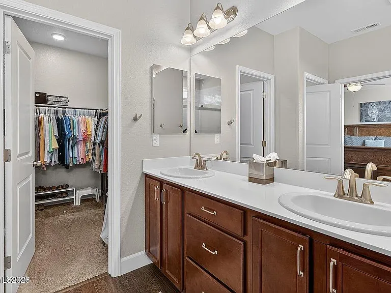 913 Estuary Cir — Photo 23
