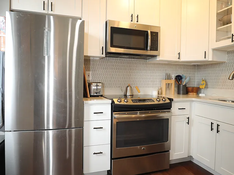 2001 16th St NW #704 — Photo 5