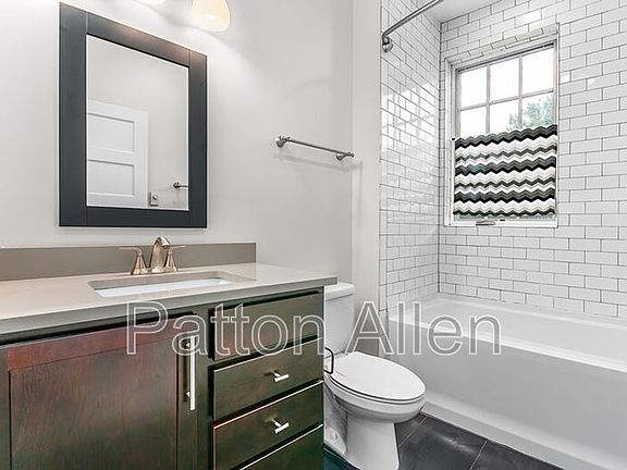 5th image of 444 Haywood Rd APT 210