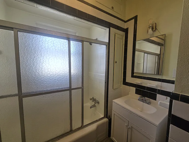 3828 Avenue S 1/2 — Photo 13