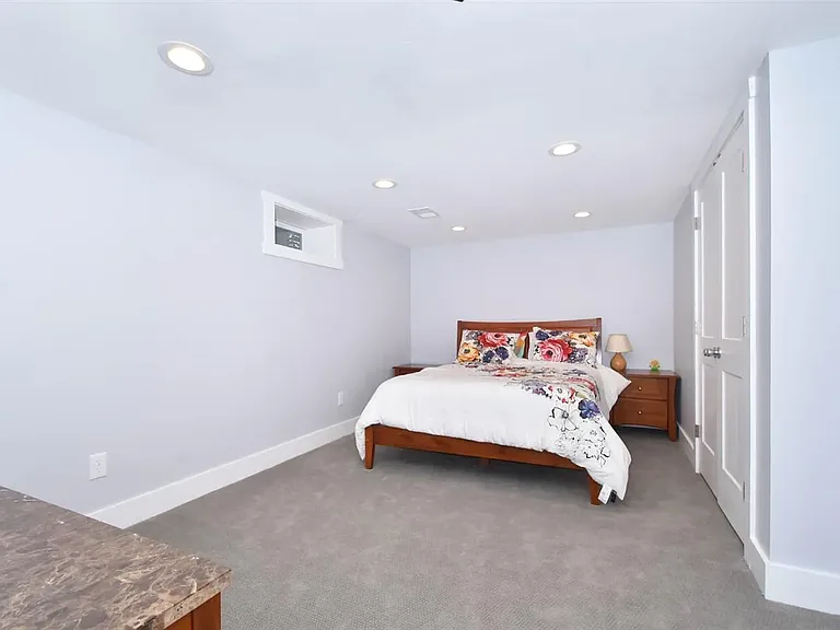 530 Chinoe Rd — Photo 31