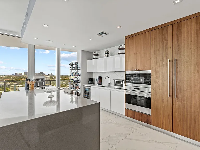 701 N Fort Lauderdale Beach Blvd #1205 — Photo 15