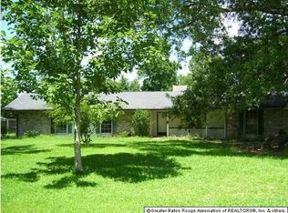 12479 Pendarvis Ln, Walker, LA 70785