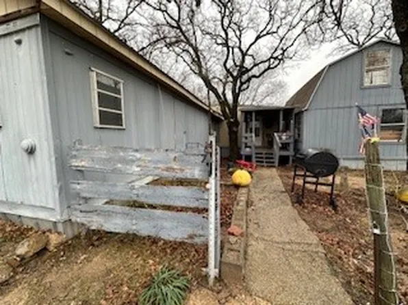 7670 Schantile Dr, Azle, TX 76020