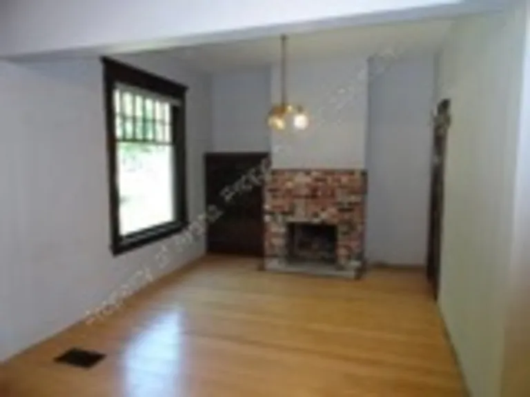 1416 N 11th St — Photo 4