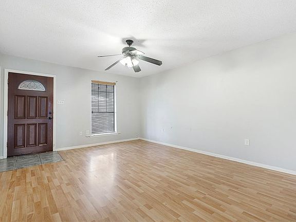 3rd image of 2008 Giaise St