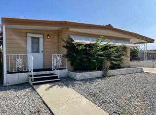 800 W Johnston Ave, Hemet, CA 92543