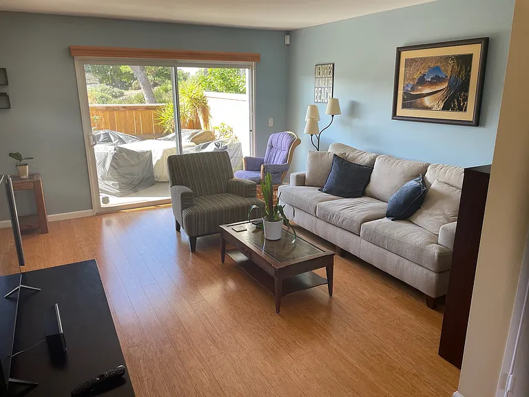 1806 Eastwood Ln — Photo 6