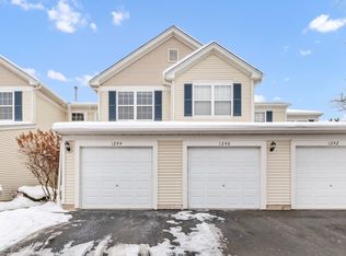 1244 Brookdale Dr #1244, Carpentersville, IL 60110