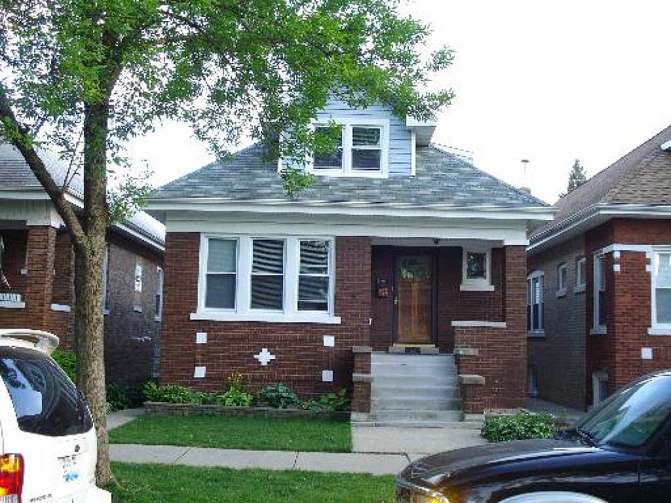 1st image of 5229 W Waveland Ave