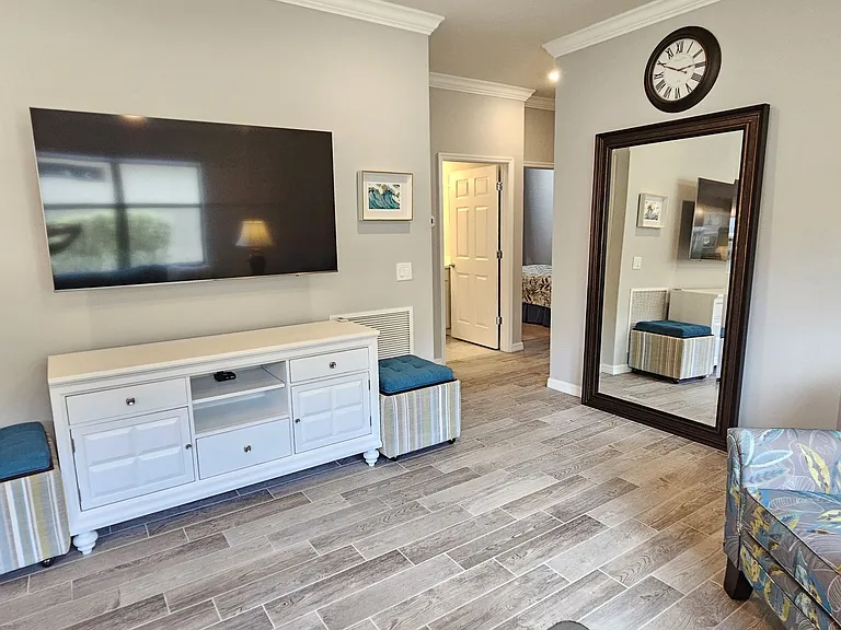 13858 Campoleone St — Photo 45