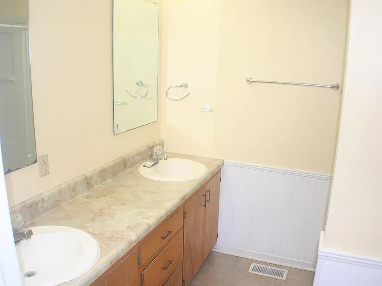 2500 Ann Carol Ct — Photo 23