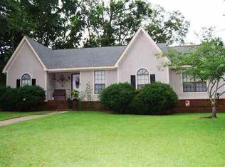 115 Kingstree Ln, Warner Robins, GA 31093