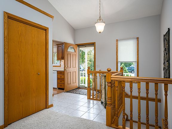 3rd image of 2180 Nolview St NW