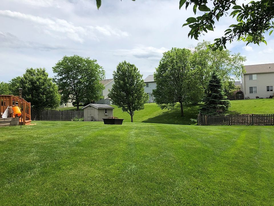 2nd image of 285 Winddance Dr