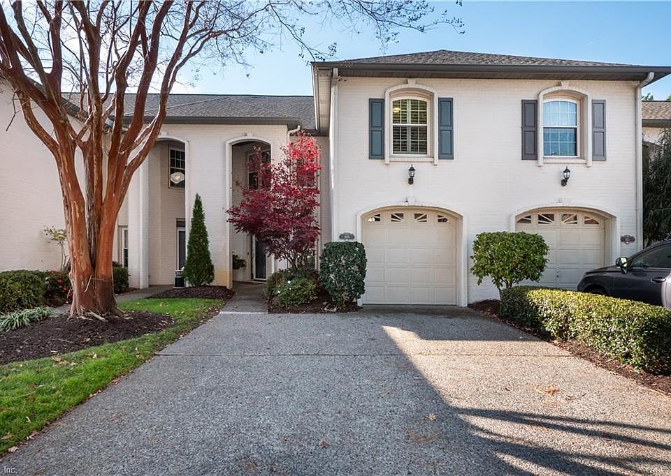 1st image of 909 Royal Cove Way