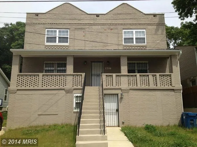 807 Balsamtree Dr photo 1