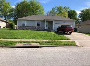 1750 E Lee St, Republic, MO 65738