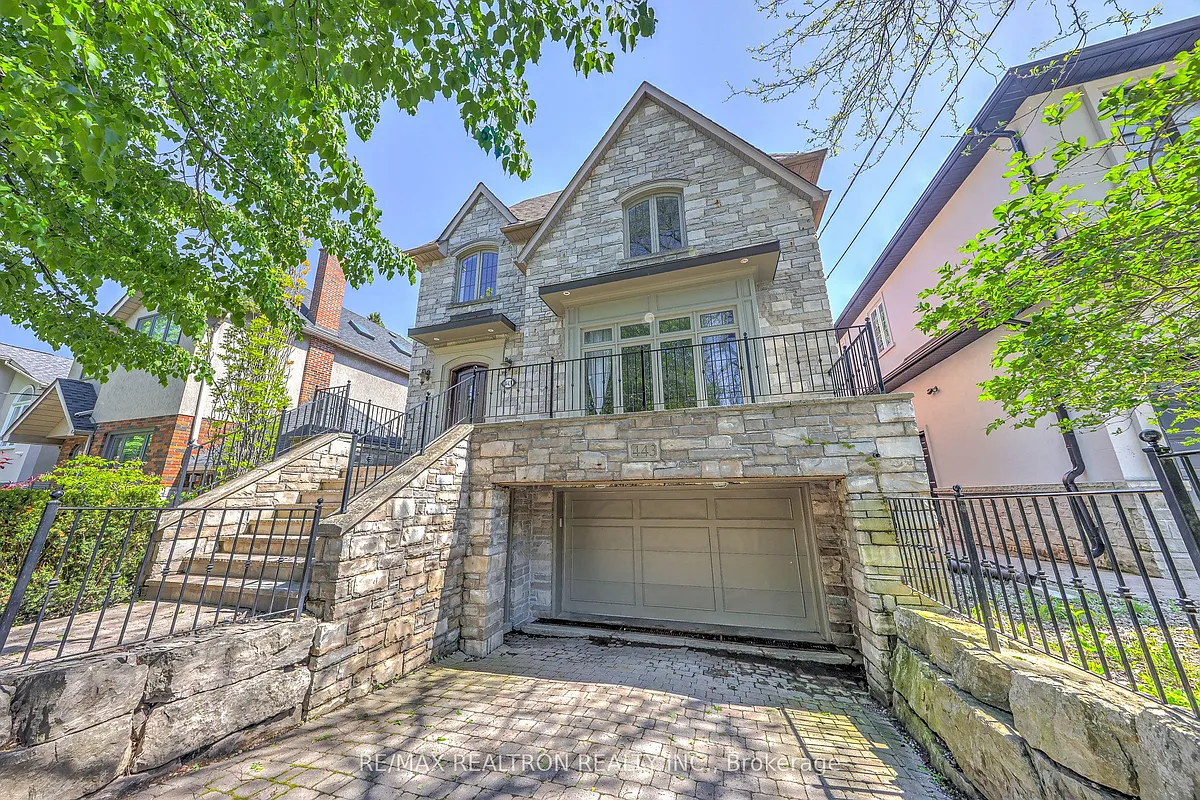 Photo 1 of 22 - 443 Melrose Ave - Toronto, ON Primary Photo - 443 Melrose Ave