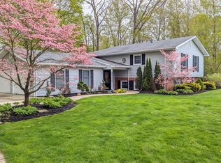 9 Milan Manor Dr, Milan, OH 44846